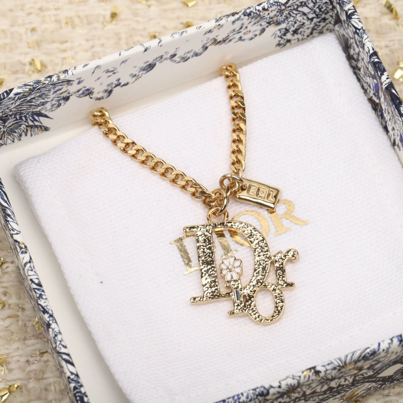 chr1st1an D10r necklaces